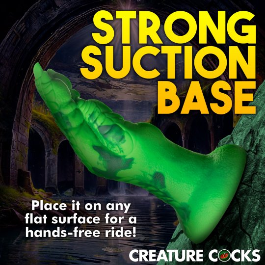 Raptor Claw Fisting Silicone Dildo - Green