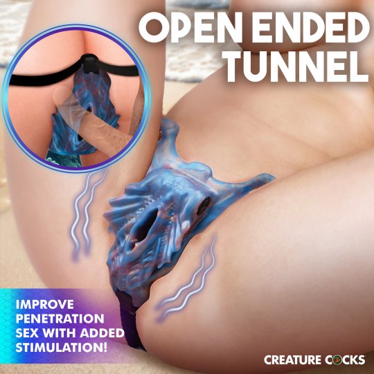 Siren Snatch Silicone Strap-On