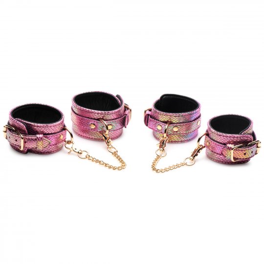 Captive Cobra 6 Piece Bondage Set